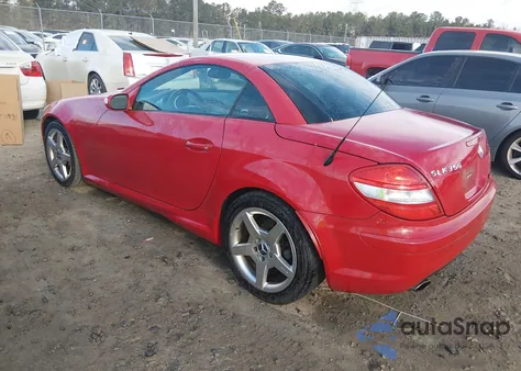 2005 Mercedes-Benz Slk 350 z USA, uszkodzony, nr VIN WDBWK56F45F040016